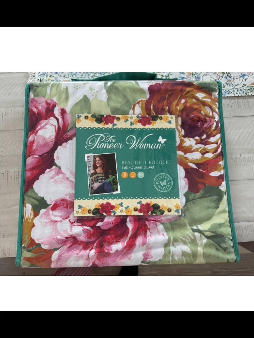 The Pioneer Woman Floral Bouquet Duvet Cover in Pink, Green & Gold